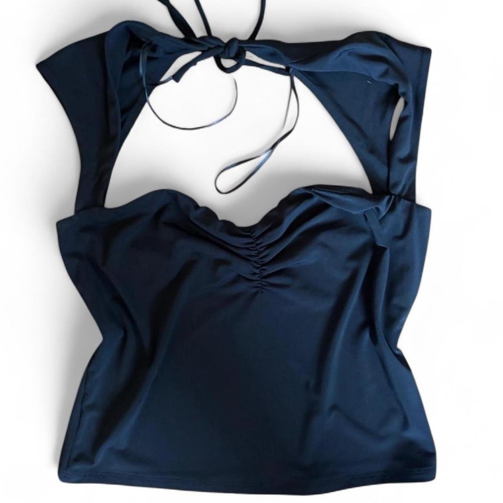 Garage Portrait Sweetheart Top